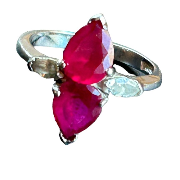 Vintage Ring Double Ruby Hearts W/Clear Crystals Silver Electroplate 18 KCE Sz 6 - Picture 4 of 7